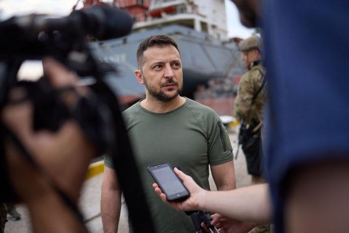 Zelensky in de Oekraïense havenstad Chornomorsk.