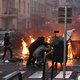 Tientallen gewonden na rellen op Corsica, regering maant tot kalmte