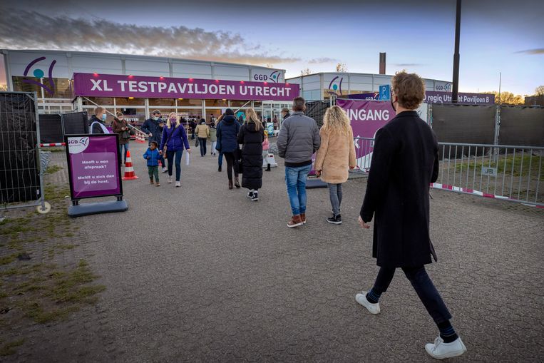 Iedere dag neemt de kans op zware maatregelen toe - Trouw
