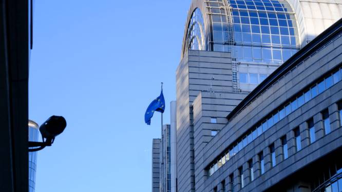 “Staatsveiligheid onderzoekt activiteiten van Chinees technologiebedrijf Huawei in Brussel”