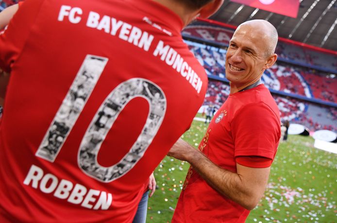 Robben terug trainingsveld | Buitenlands voetbal | AD.nl