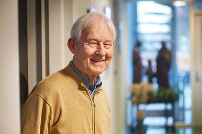 Pastor Harrie Zandbelt (87) stopt nu echt: ‘Droevigste dag in mijn leven was toen zuster Leonie over