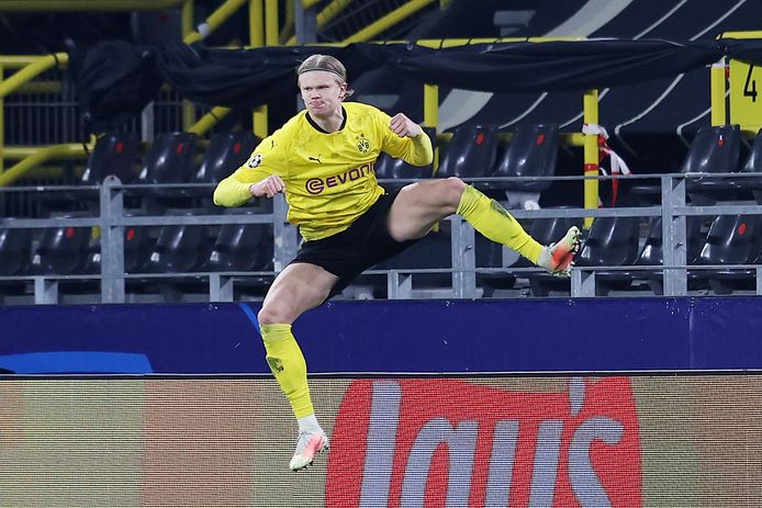 Erling Haaland trekt met Dortmund naar Manchester City.