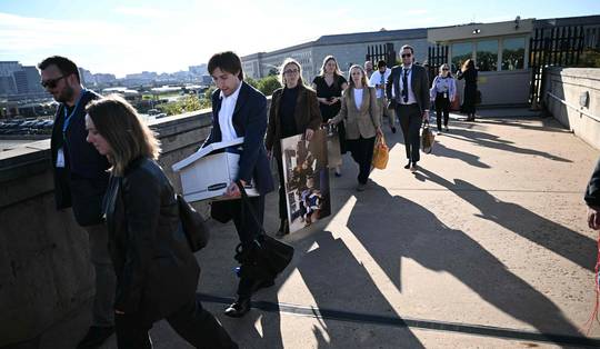 Pentagon moet journalisten weer toelaten: persregels in strijd met grondwet