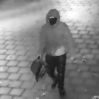 Police release footage of suspicious explosion at Zuidas office building