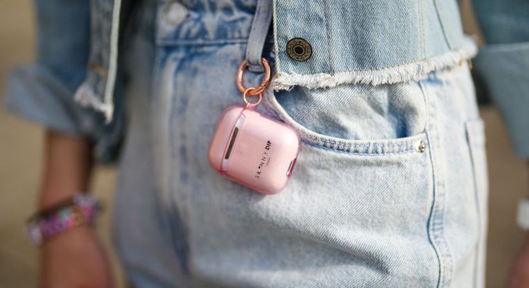 Oplaadcase van AirPods. Beeld Getty Images