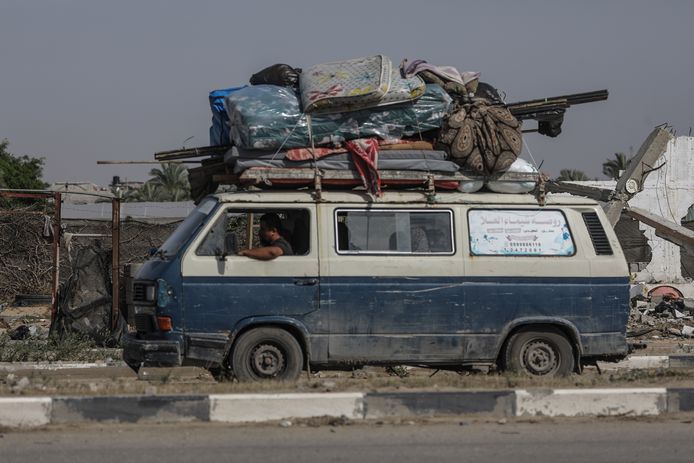 Palestijnse vluchtelingen uit Rafah moeten nu kiezen tussen 'de ruïnes van de stad Khan Younis en een kuststrook zonder waterinfrastructuur en riolering’.