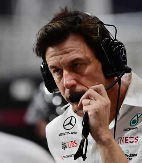 Uitspraken Toto Wolff roepen vraagtekens op over Lewis Hamilton: ‘Ik hoop dat hij doorgaat met racen’ 