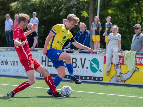 Werner Pluim zorgt voor nieuwe dynamiek bij Nunspeet: ‘We zijn tactisch een stuk sterker geworden’