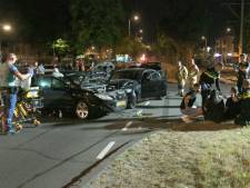Meerdere gewonden na flinke knal tussen twee auto’s op Fruitweg
