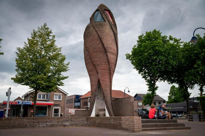 nooit werd sneller een bouwvergunning verleend dan voor de vlam in gendt buiten beeld gelderlander nl