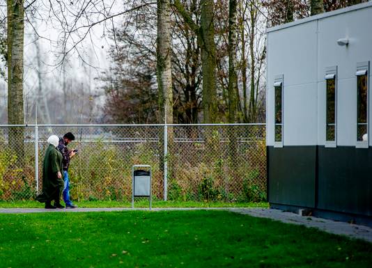 Het Rotterdamse azc in Beverwaard kende ook al een aantal incidenten.