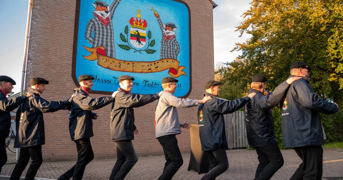Het begin van het carnavalsseizoen is voor Hulst en Sas het einde van een jaar lang feest