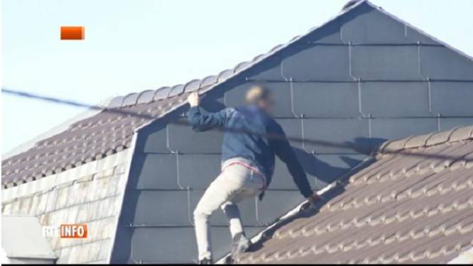 Un homme sur le toit de sa maison arrêté à Chênée