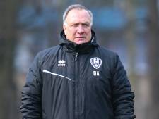 Dick Advocaat stopt na dit seizoen als trainer van ADO Den Haag