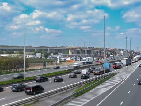 Rij je in België 1 kilometer per uur te hard, dan kost je dat 63 euro (ja, die ene kilometer wórdt gemeten)