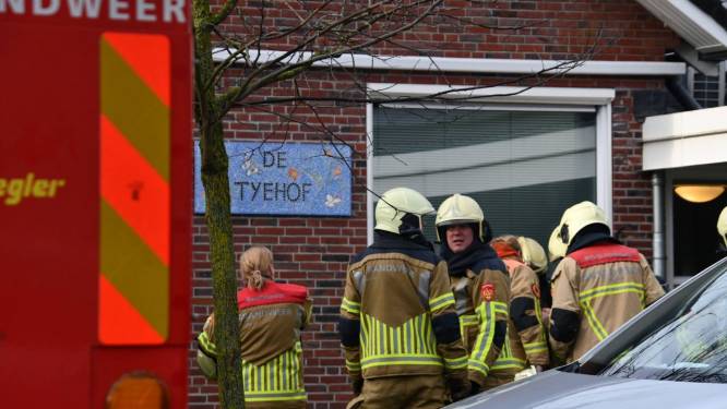 Brand in Tyehof in Den Ham, woonlocatie is tijdelijk ontruimd