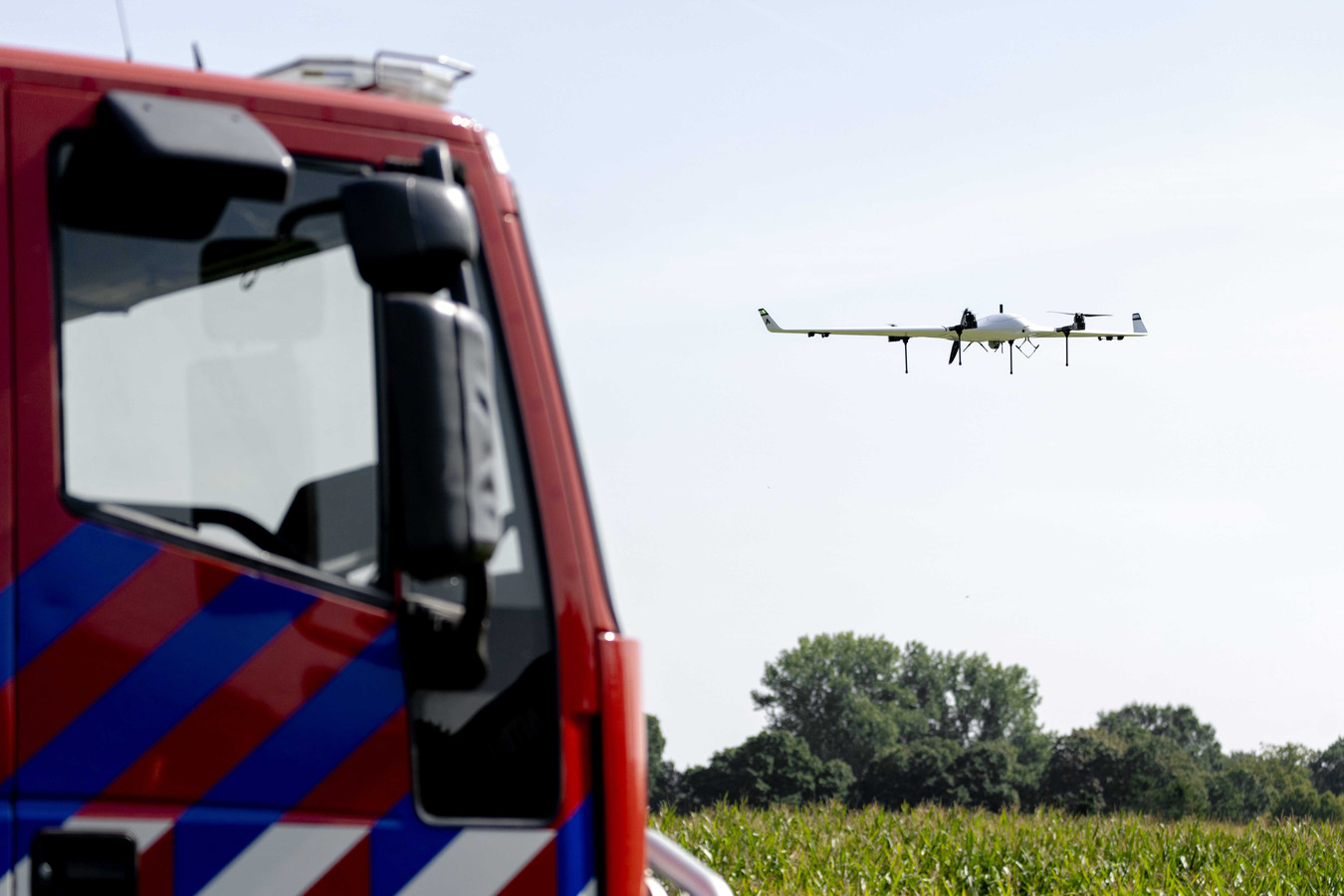 Demonstratie van de Avy Aera. De langeafstands drone is uitgerust met een infrarood- en RGB-camera en moet gaan helpen bij het vroegtijdig opsporen van natuurbranden op de Veluwe.