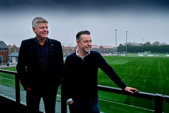 Voorzitter Arie Kruithof en Jeroen Reedijk.