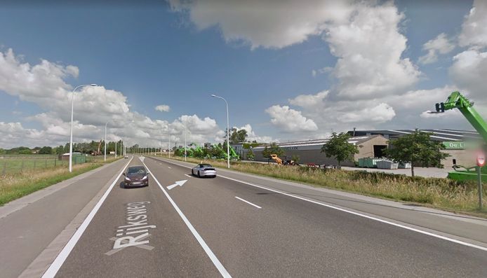 Op de Rijksweg in Lendelede mag maar 70 kilometer per uur gereden worden.