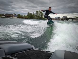 Snelheid, stunts en adrenaline tijdens de Boat Show in het Vijverhof: “Deze bolides lijken op luxe sportwagens”