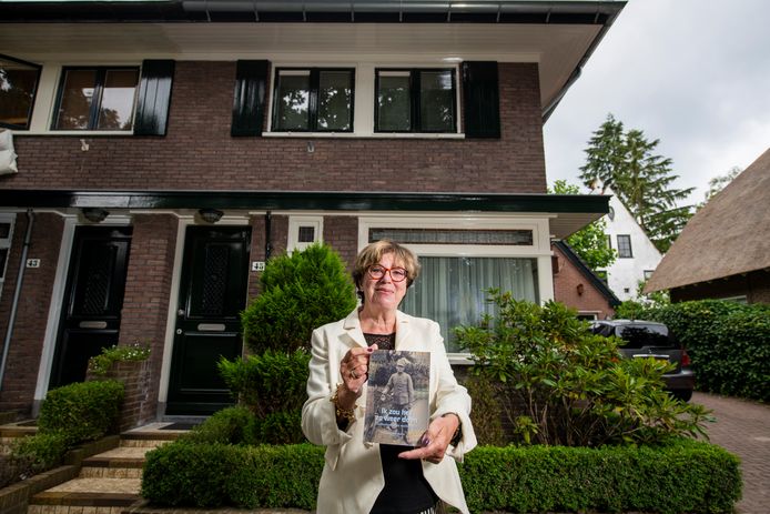 Het ouderlijk huis aan de Maduralaan, waar Gerben Koers, de vader van Anneke Tirion-Koers, dit oorlogsboek schreef.