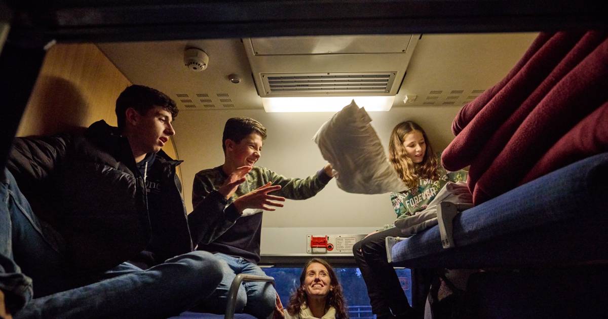 This train journey feels like you’re waiting for teleportation to Hogwarts |  To travel