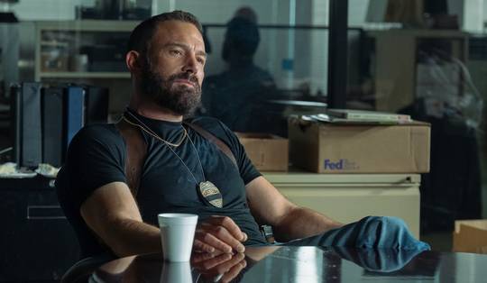 ‘The Rip’ op Netflix: good guys, bad guys en twee uur lang PANG PANG PANG