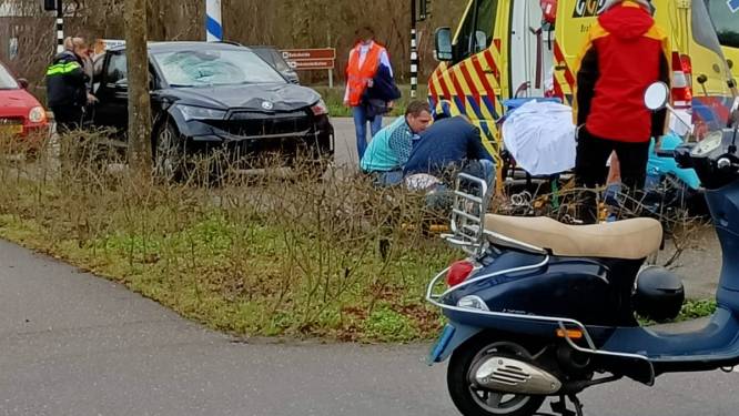 Fietser raakt zwaargewond bij botsing met auto in Eersel