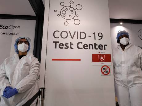 La barre des 30.000 infections dépistées par jour est dépassée