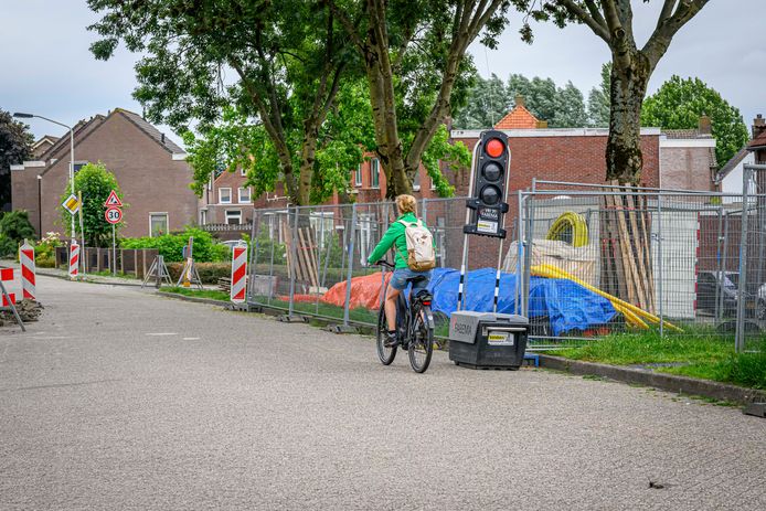 Vooral fietsers stopten niet voor het rode licht in Stampersgat.