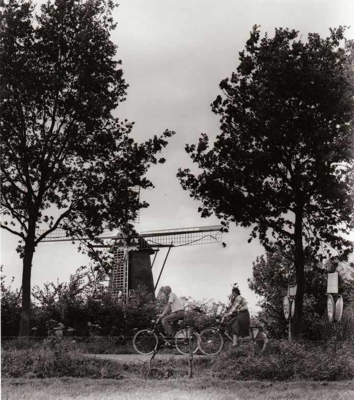 De molen bij Hapert gefotografeerd in 1985.