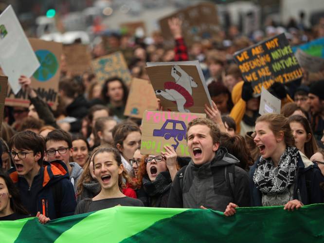 Massale schoolstaking voor het klimaat op 15 maart: bijna 500 steden in 57 landen doen mee