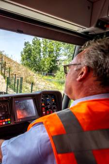 Dertig jaar geleden schreef Lars zijn afstudeerscriptie over een metro naar Hoek van Holland: nu is het zover