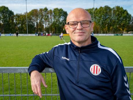 Jan Verveer stopt als trainer: ‘Ik kan straks eindelijk naar het sporten van mijn kinderen gaan kijken’