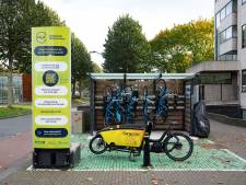 Elektrische deelfiets moet auto uit binnenstad Apeldoorn houden