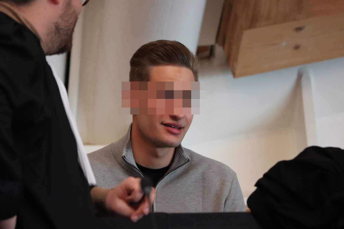 ASSISEN. “Ik moest zeker weten dat het wapen werkte voor mocht ik het