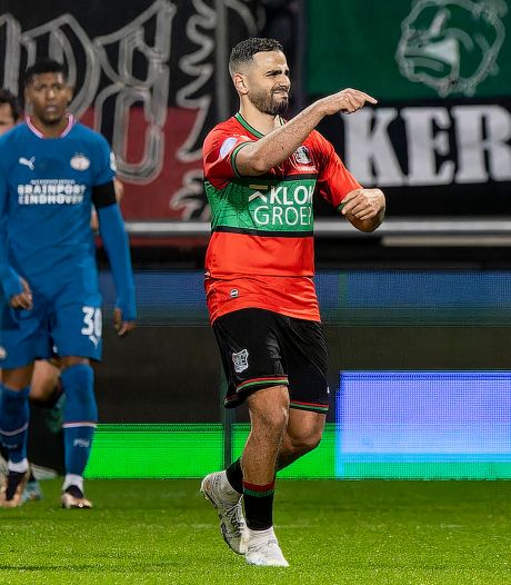 Tannane loopt bij doelpunt tegen PSV blessure op en vreest derby tegen Vitesse te moeten missen