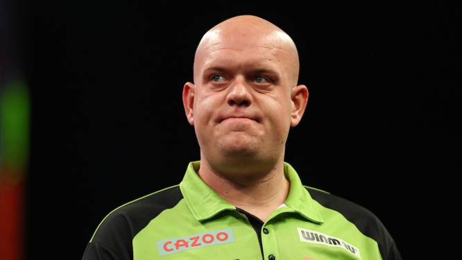 Michael van Gerwen mist scherpte en hekelt format Premier League: ‘Er is af en toe geen hol aan’