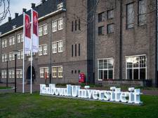 In opspraak geraakte Nijmeegse hoogleraar filosofie keert terug, maar mag geen les meer geven