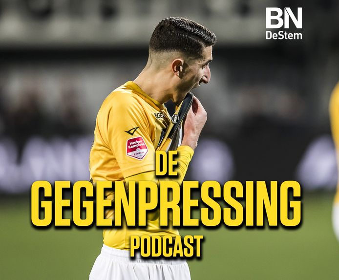Welat Cagro druipt af na de nederlaag bij Helmond Sport.