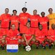 Oud-internationals verliezen door eigen goal De Boer