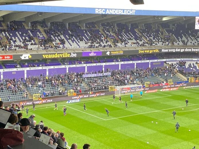 Spandoek Anderlecht-supporters voor cruciale match tegen KV Mechelen