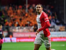 FC Emmen grijpt periodetitel én koppositie, FC Eindhoven laat langverwacht feest uit handen glippen