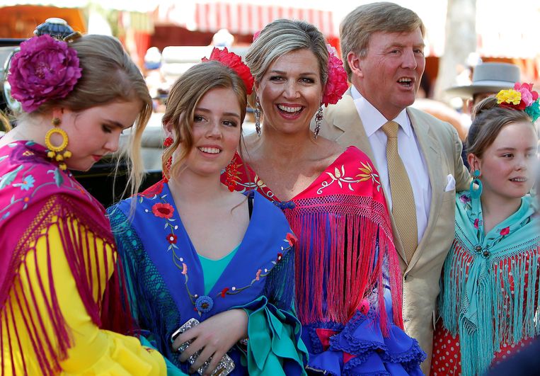 Zomerse kerstgroet van Willem-Alexander en gezin - Trouw