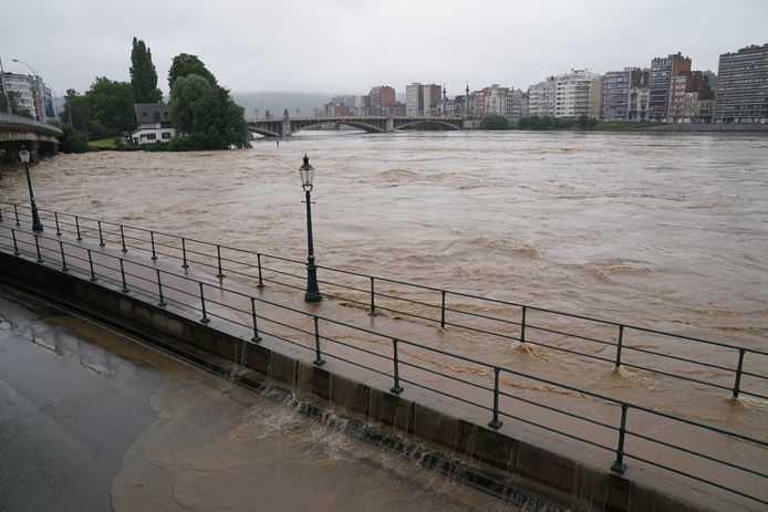 Een beeld uit Luik van tijdens de overstromingen in de zomer van 2021.