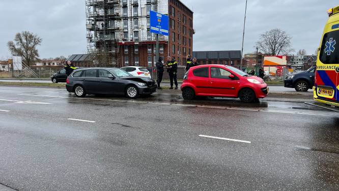 Kopstaartbotsing in Deventer, verkeersopstopping verholpen
