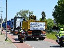 Laatste Kraaienrit met honderd toeterende wagens in Nootdorp
