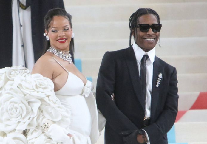 Rihanna and A$ap Rocky op het Met Gala 2023.