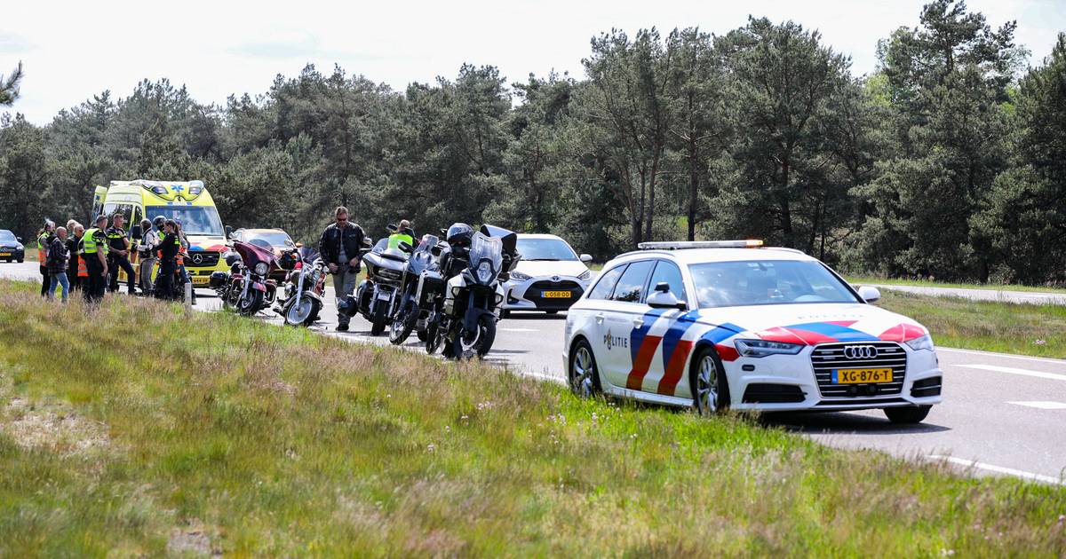 Motorbestuurder gewond na botsing in toertocht bij Uddel.